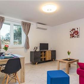 6 bedroom villa with pool near Pula, sleeps 12